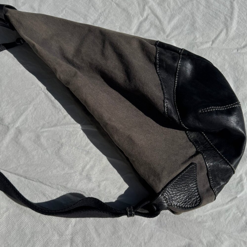 Iyiami Handbags Black Leather Charcoal Cotton Canvas Sling Bag - Picture 7 of 11